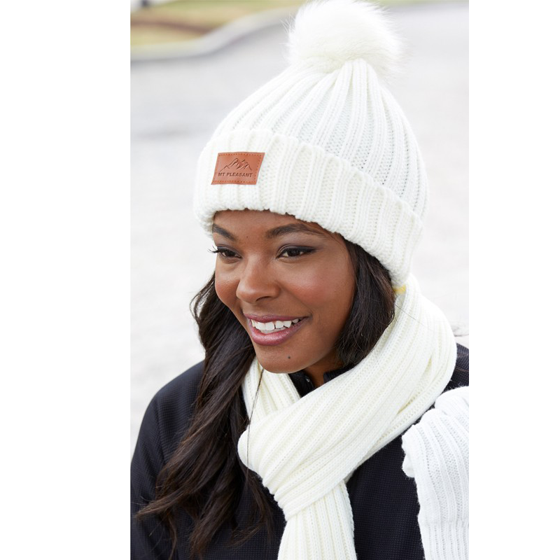 LEEMAN™ Knit Beanie with Fur Pom Pom