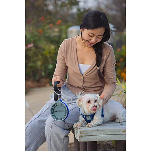 Collapsible Pet Bowl with Carabiner